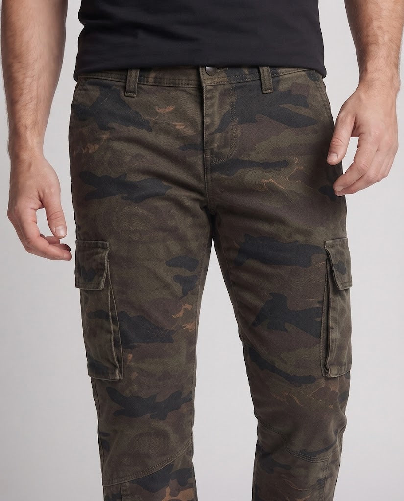Herren Camouflage-Cargo-Hose mit geradem Bein und Knieabnähern Drune
