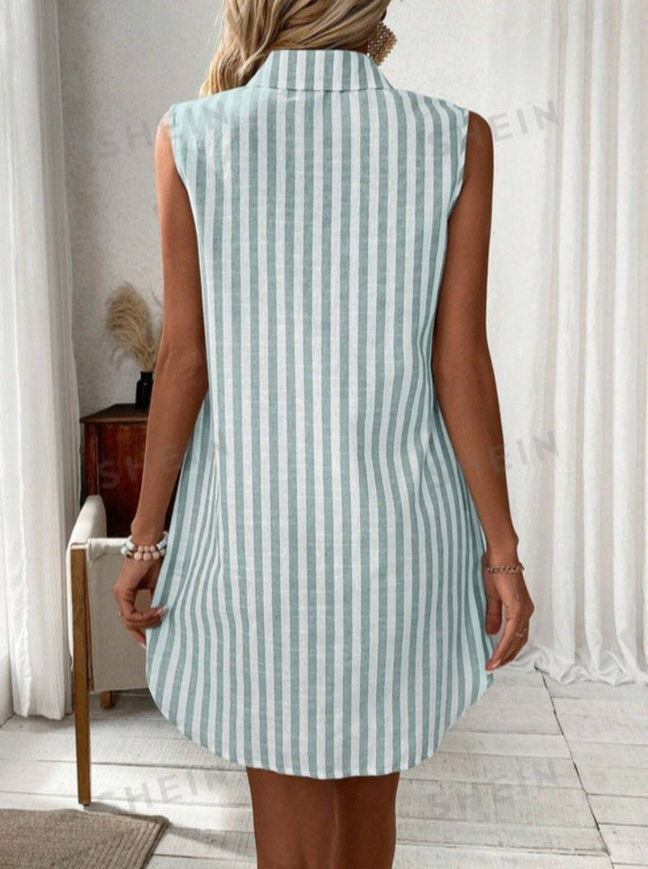 DruneÄrmelloses Hemdkleid mit V-Ausschnitt und Knöpfen