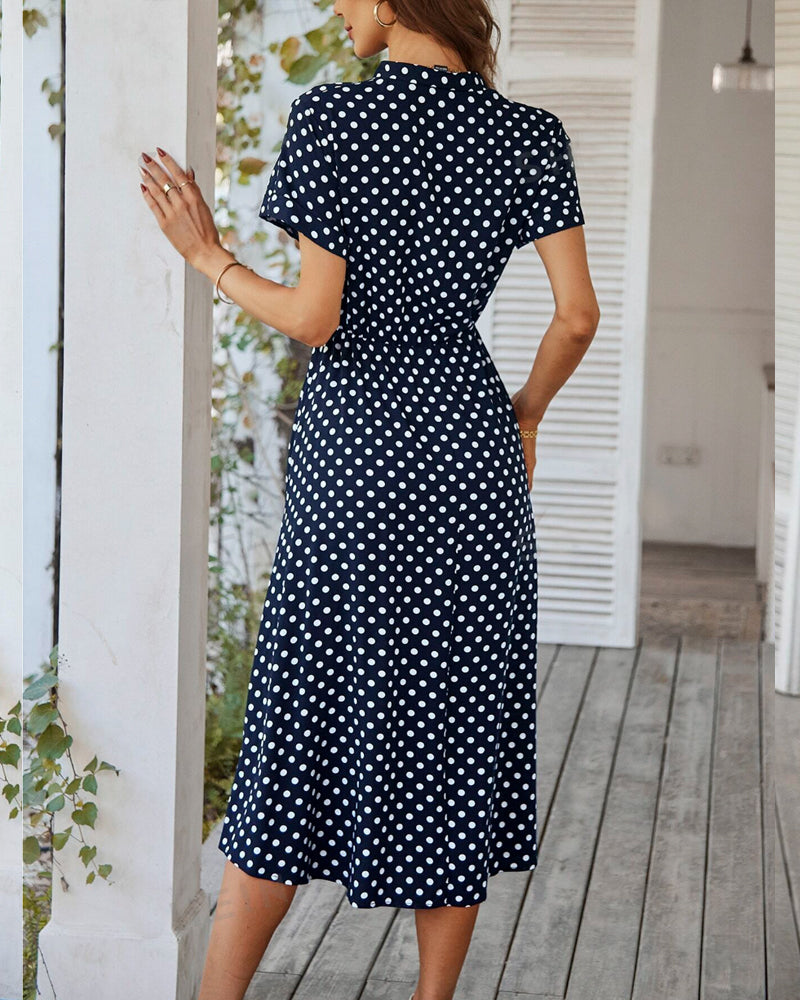 Drune | Kleid mit Gepunktetem Kordelzug und Knopfleiste