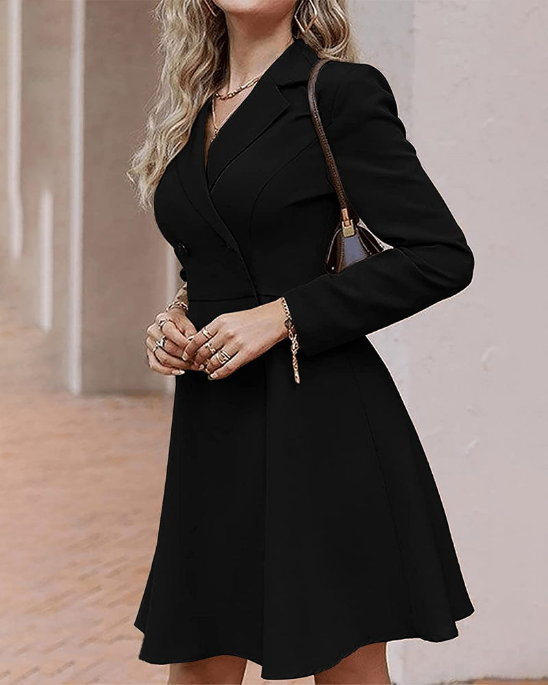 Drune | Kleid mit Knopfrevers