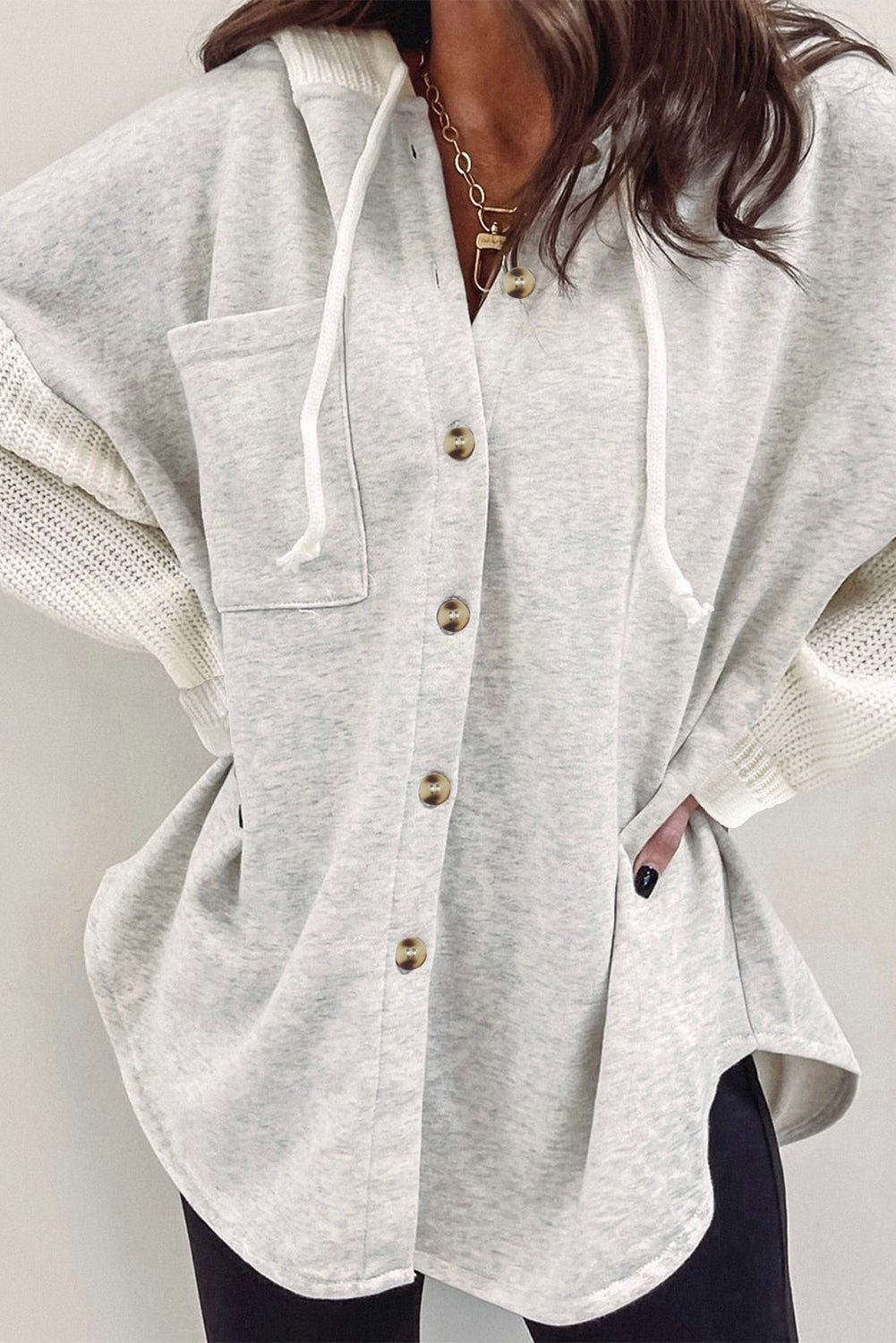 Drune | Langärmelige Bluse mit Kapuze und Knöpfen Baumwollmischung Komfort und Stil