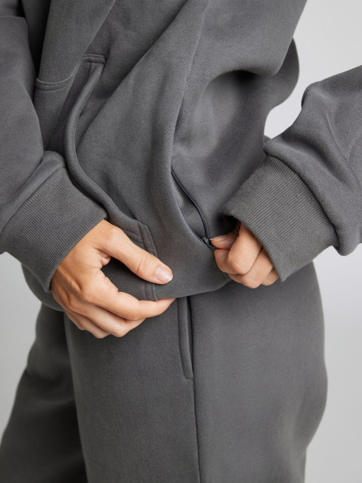Drune | Bequemer Reise-Hoodie mit Flugmodus-Grafik