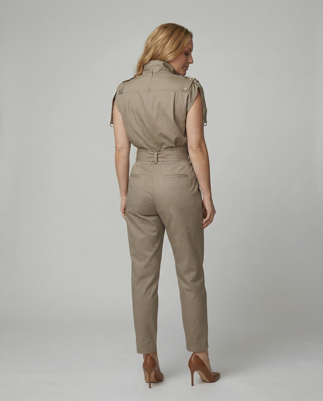 Drune | Damen Stylischer Moderner Jumpsuit Ärmellos
