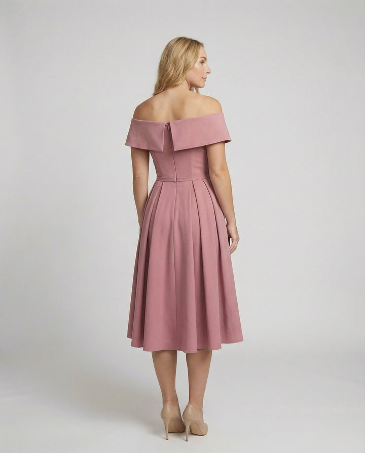 Vielseitiges trägerloses Satin-Kleid für Partys