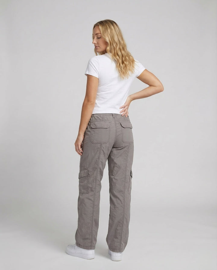 Damen Tief sitzende Cargohose Ziernähte