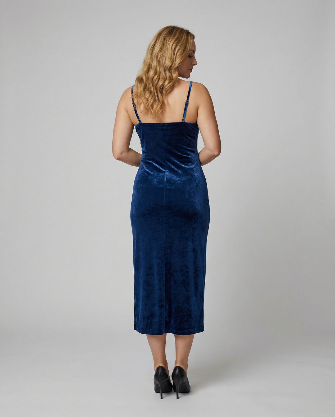 Damen Samt-Midi-Kleid mit tiefem V-Ausschnitt und seitlichem Schlitz Drune