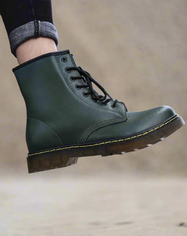 Drune | Lederstiefel Schnürung Robustes Design Dicke Sohle Für Guten Grip