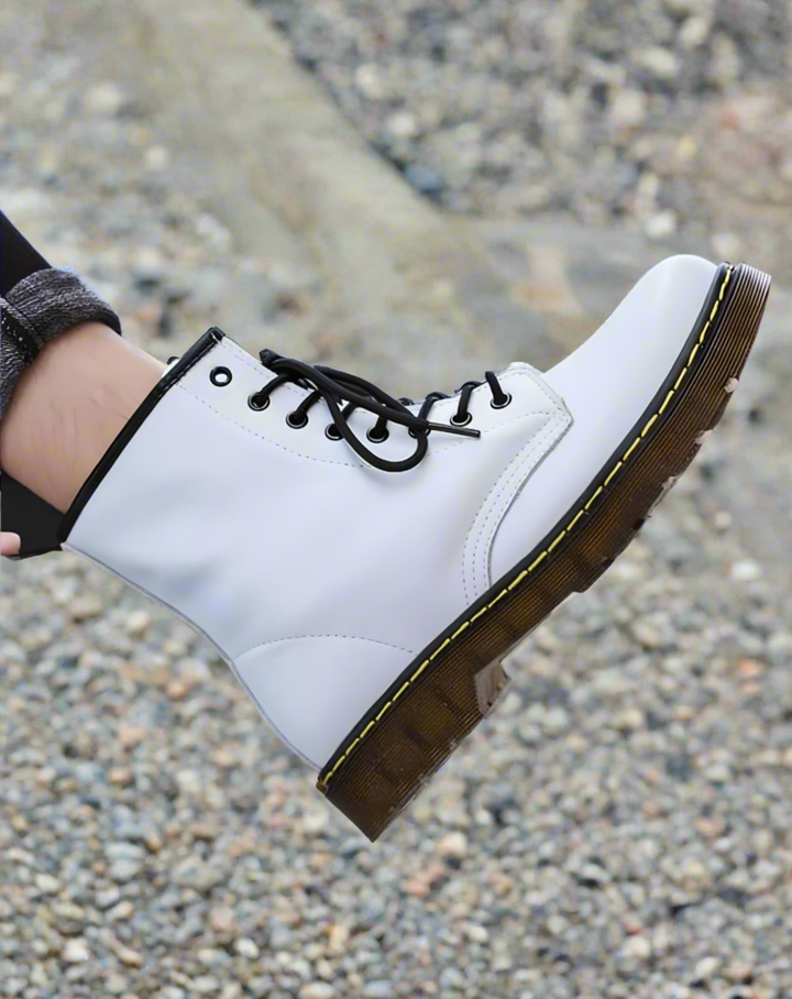 Drune | Lederstiefel Schnürung Robustes Design Dicke Sohle Für Guten Grip