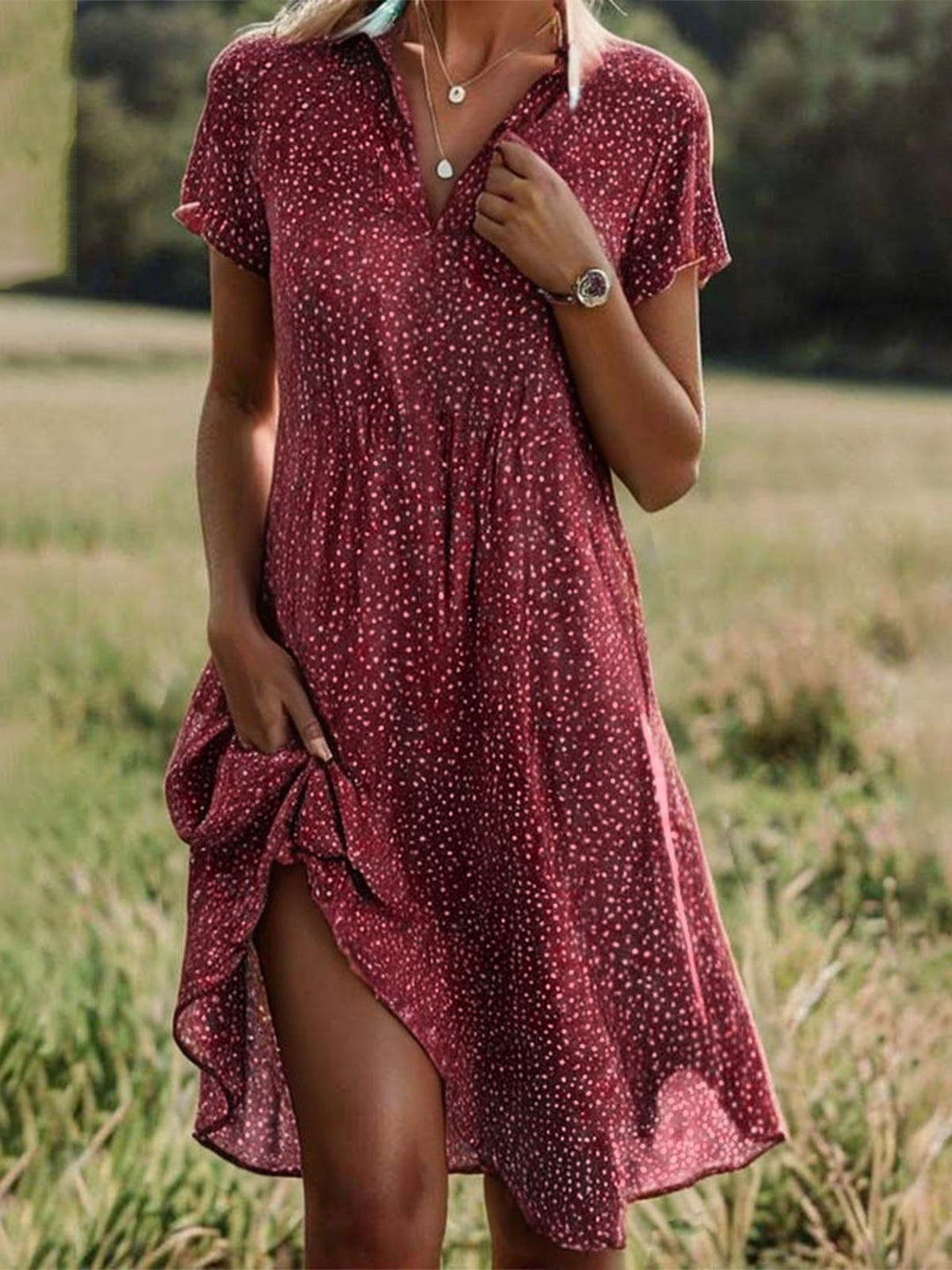 Drune | Kurzärmeliges Grünes Minikleid Mit Punkten