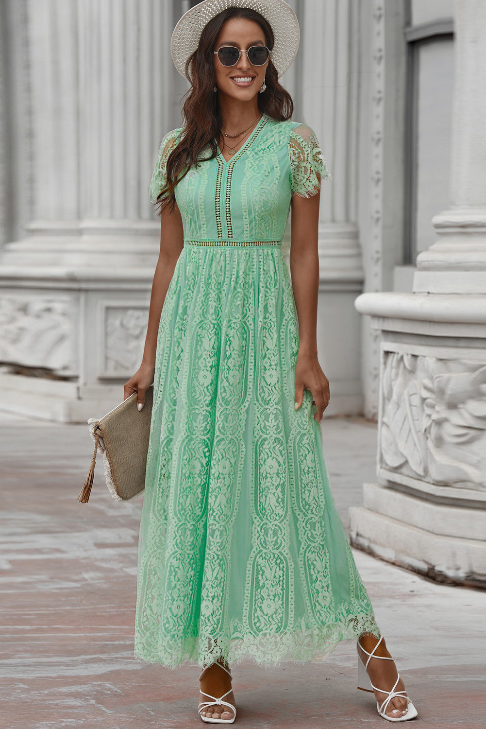 Drune | Lace Plunge Kleid Mit Gewelltem Saum