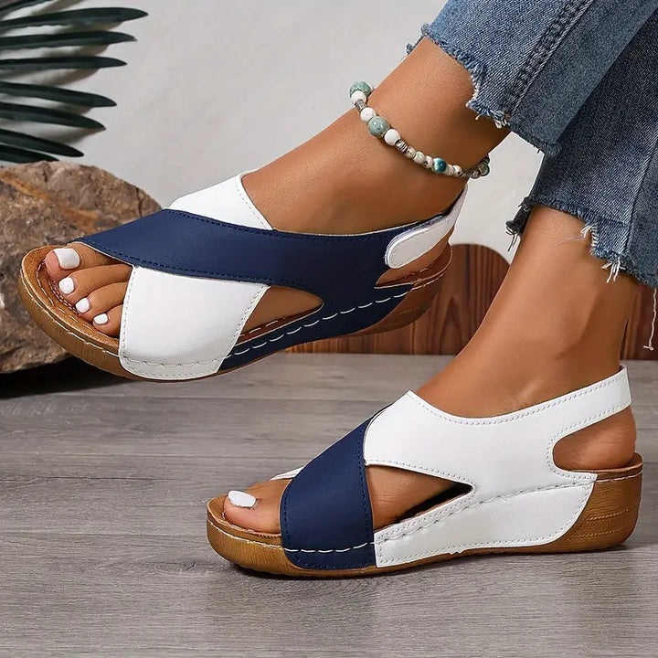 Drune | Damenschuhe mit Kontrastierendem Keilabsatz