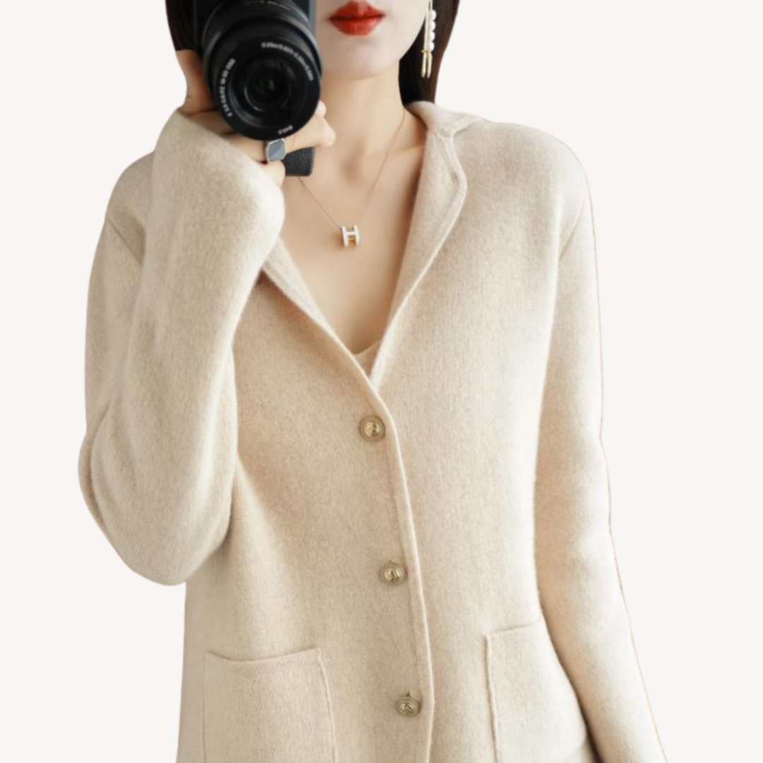 Drune | Damen Wollcardigan mit Knöpfen