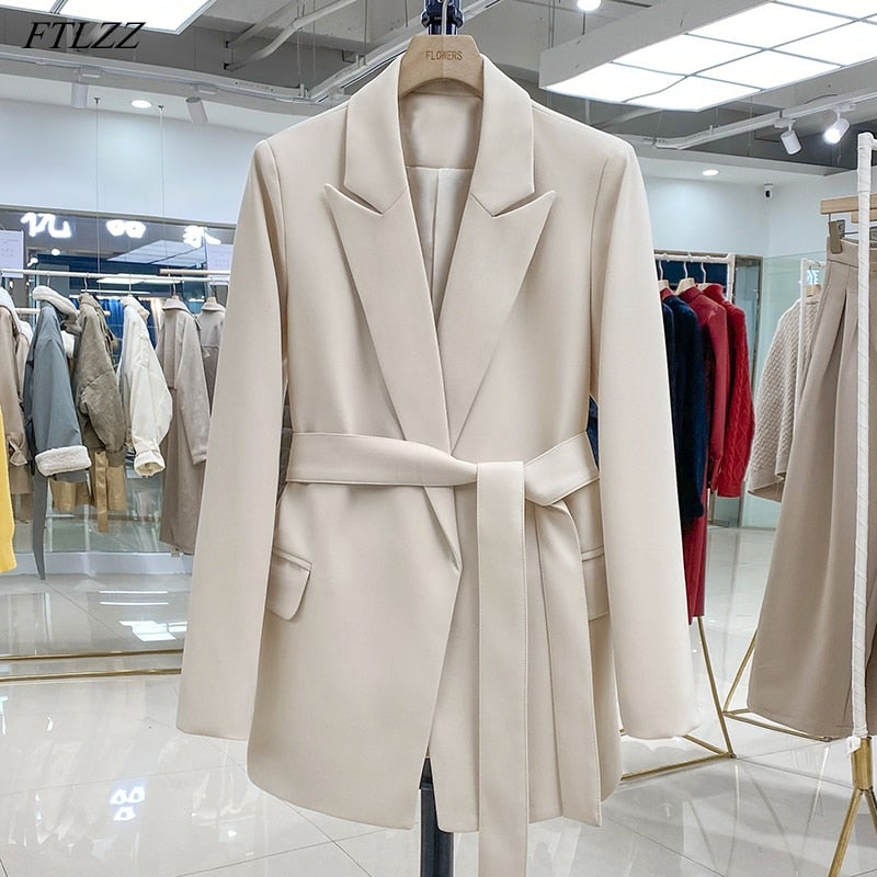 Drune | Damen Blazer mit Gürtel - Lang geschnitten & Strukturiert