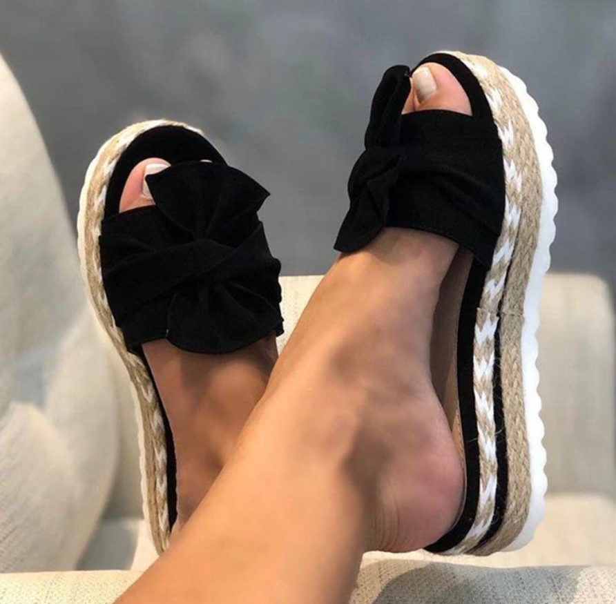 Drune | Orthopädische Sandalen mit Schleifen-Design