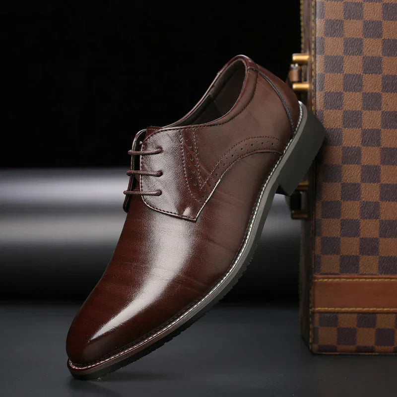 Drune | Schuhe Anzugschuhe Aus Leder Klassische Passform Brogue Details Schnürung