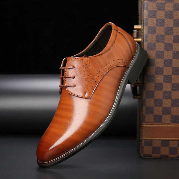 Drune | Schuhe Anzugschuhe Aus Leder Klassische Passform Brogue Details Schnürung