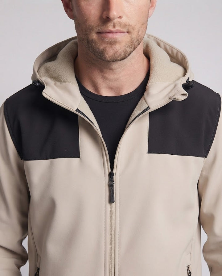 Herren Softshell-Kapuzenjacke mit wärmender Fleece-Innenlage und winddichter, wasserabweisender Oberfläche Drune