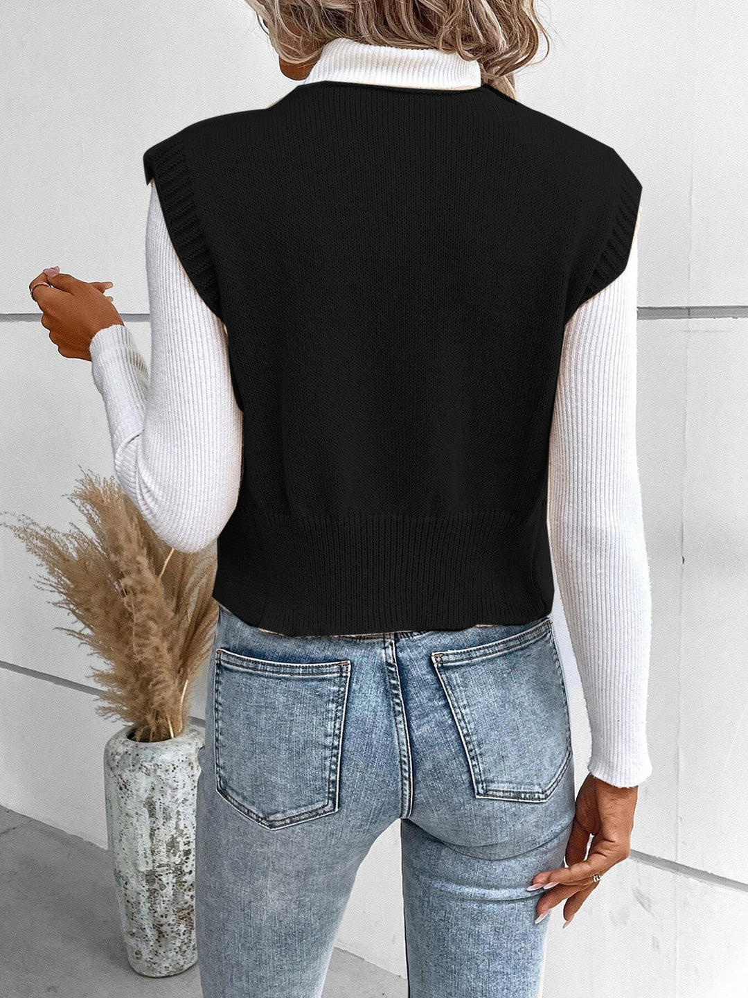 Drune | Strickjacke mit V-Ausschnitt und Knöpfen für Damen