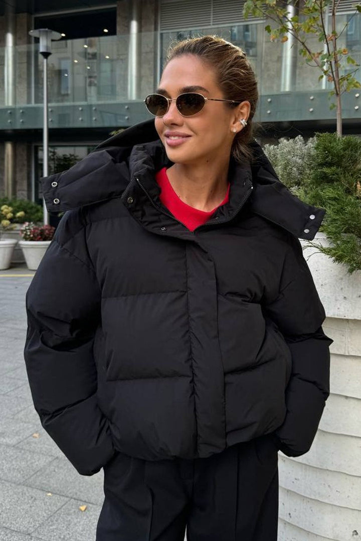 Drune | Passform Gekürzte Kapuzenpuffjacke