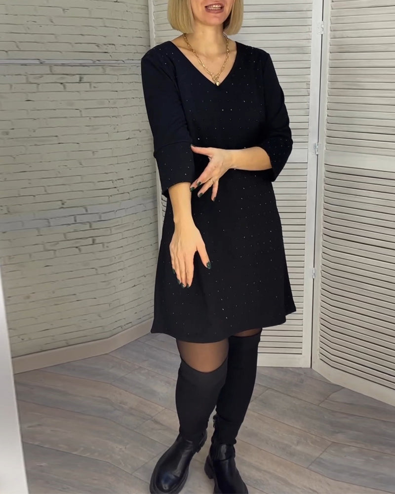 Drune | Kleid mit V-Ausschnitt und Dreiviertelärmeln