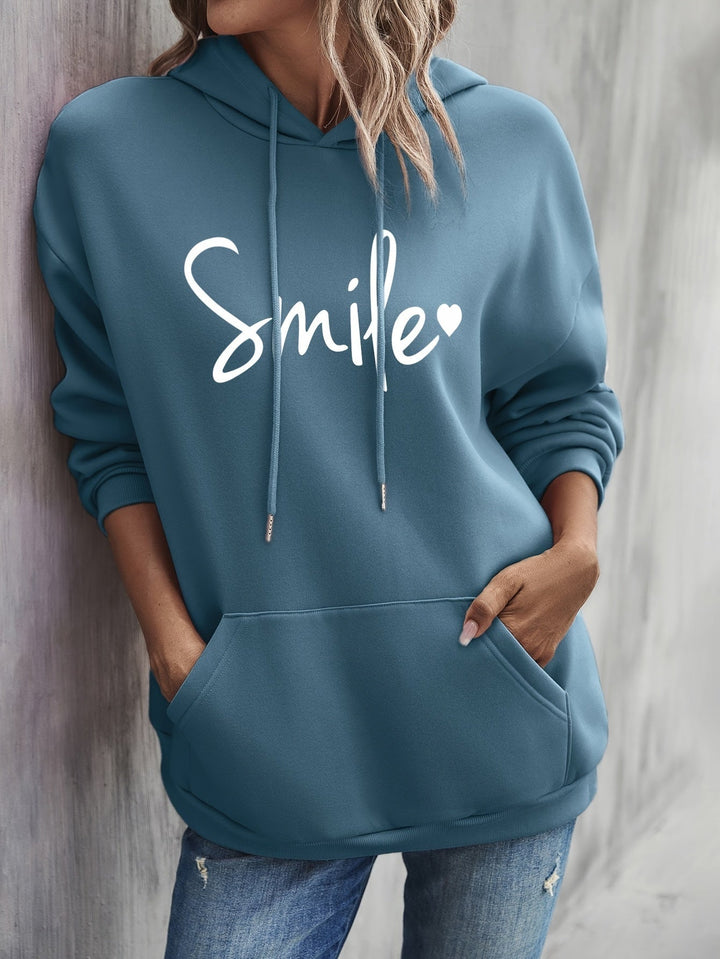 Drune | gemütlicher Smile Print Hoodie mit Kordelzug für Frauen