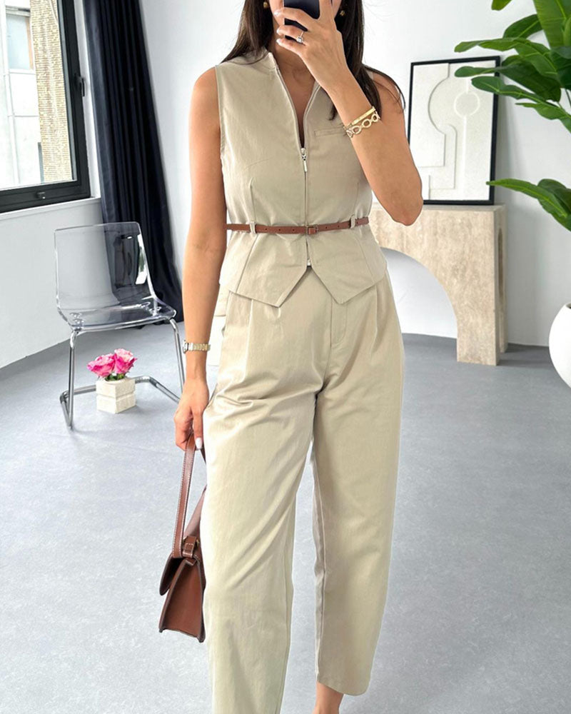 Drune | Ärmelloser Jumpsuit mit Reißverschluss und Gürtel Sandfarben Schick und Bequem