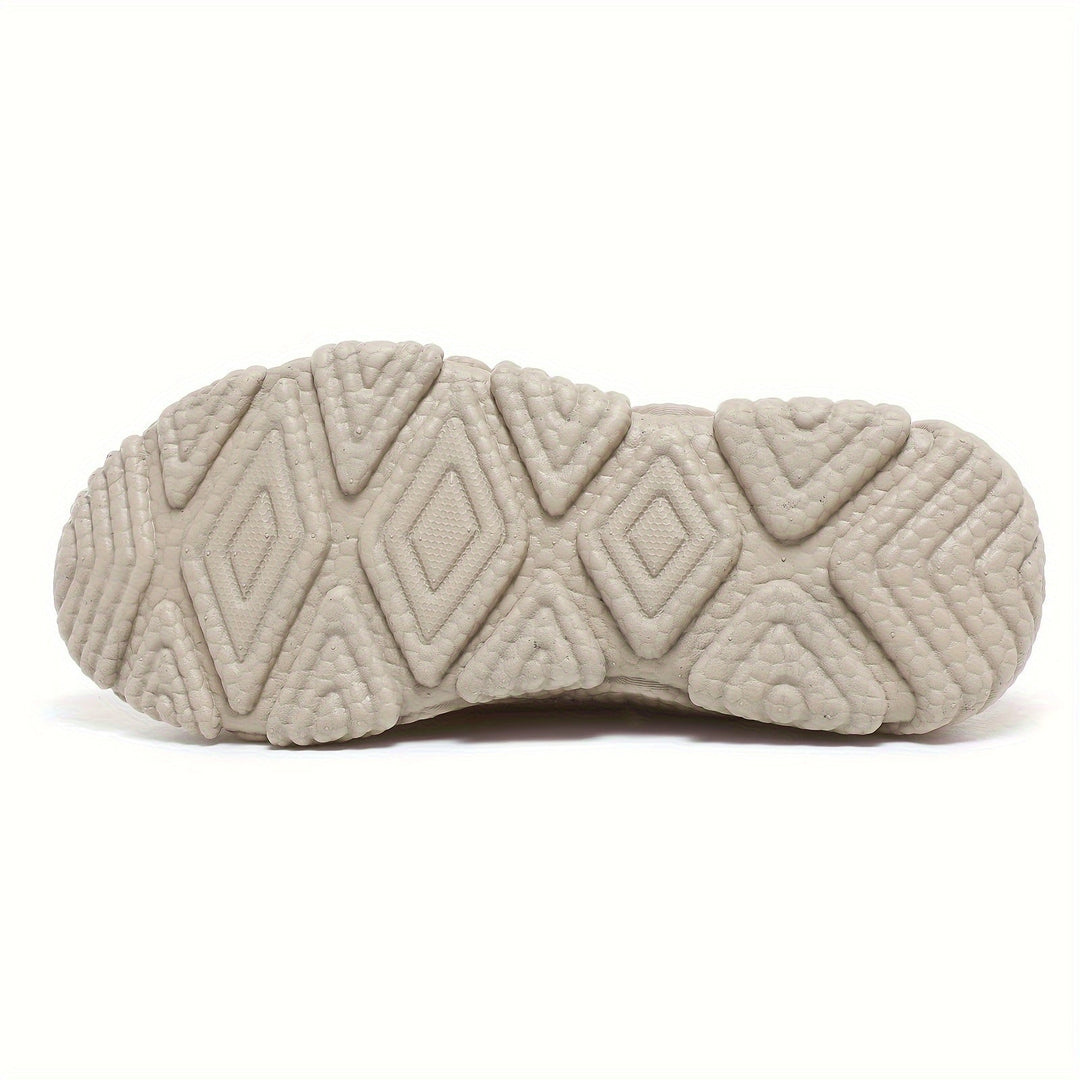 Drune | Atmungsaktive Niedrige Sneaker in Einfarbigem Farbton