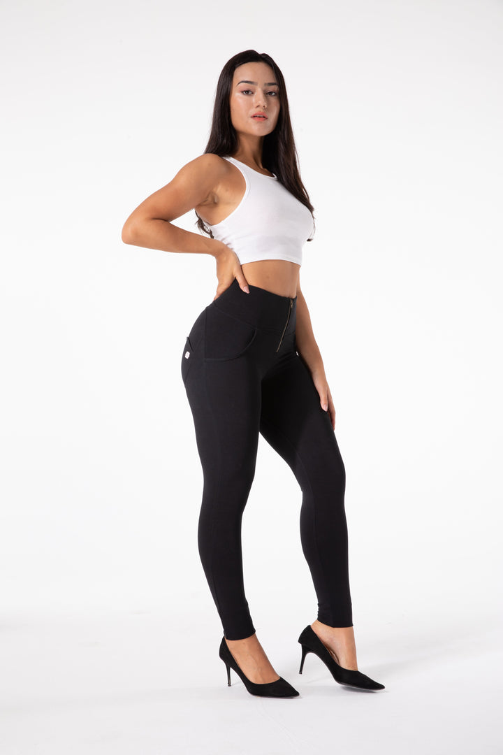 Drune | Stramme Schwarze Leggings mit Hohem Bund