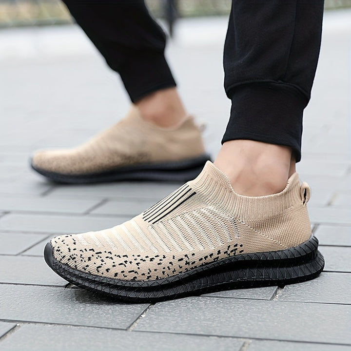 Drune | Atmungsaktive Slip-On-Sneaker mit Strick-Obermaterial