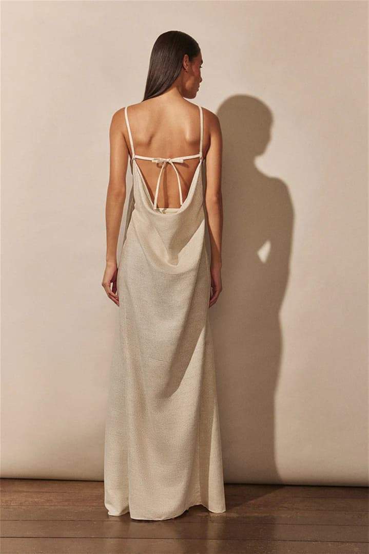 Drune | Maxikleid mit V-Ausschnitt und Hohem Blumen-Schlitz