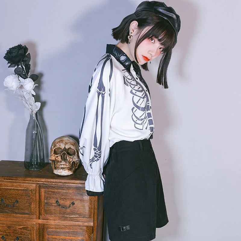 Drune | Stylisches Totenkopf-Print Damen-Shirts