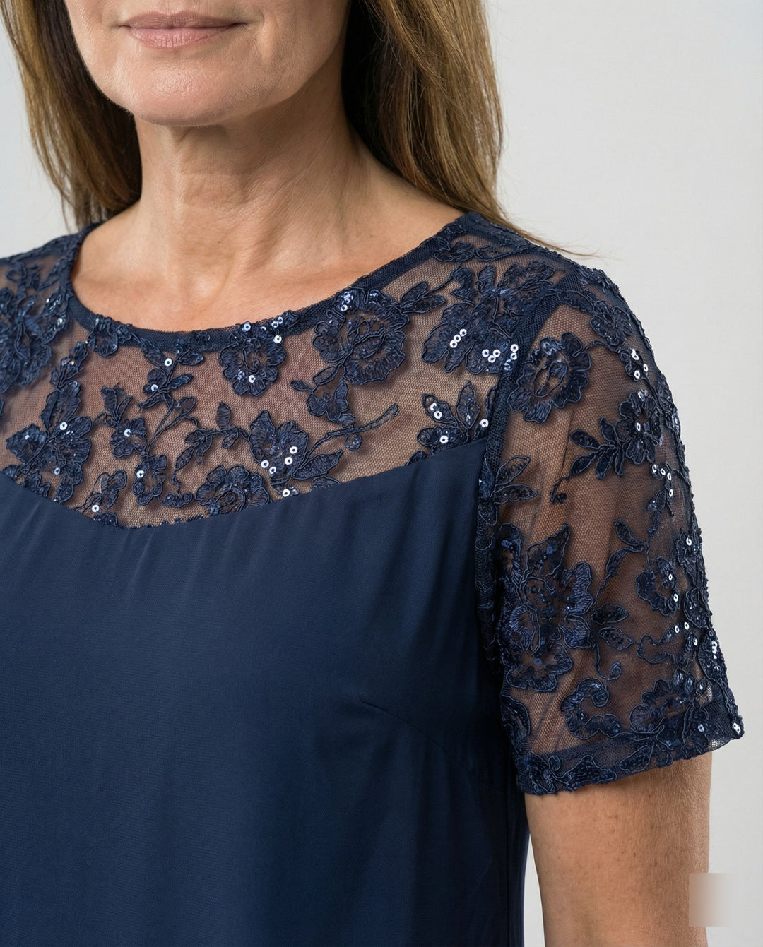 Damen Elegantes Schichtkleid mit Spitzenärmel und asymmetrischem Saum Drune