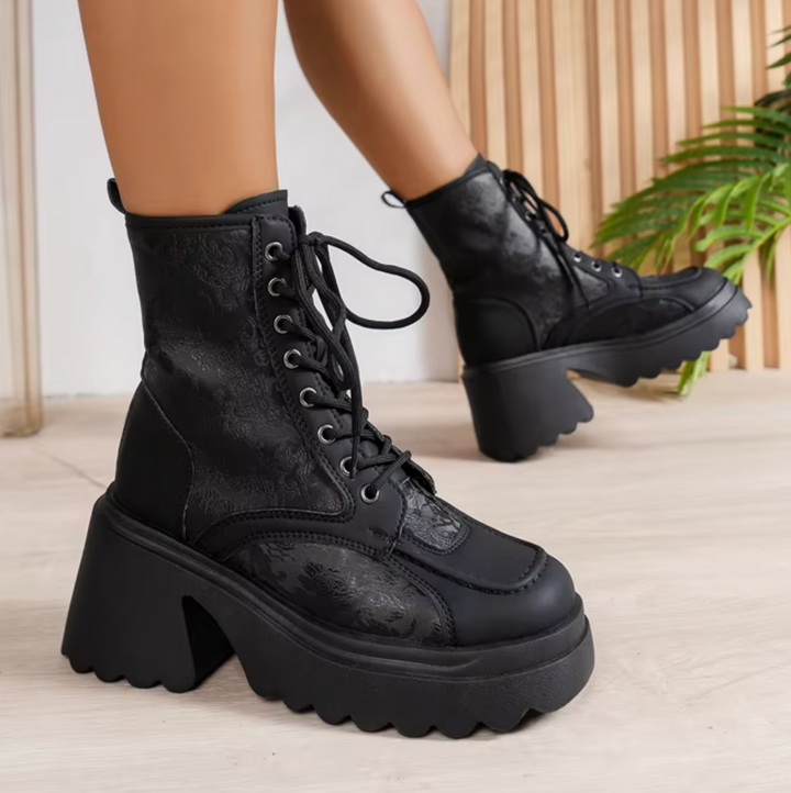 Drune | Hochwertige Stiefel Mit Klobigen Absätzen
