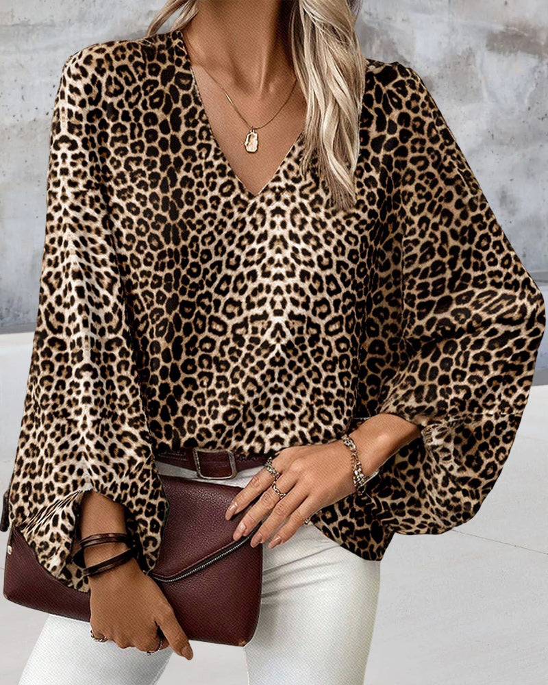 Drune | Stilvolles Leopardenprint-Top mit V-Ausschnitt und Laternenärmeln