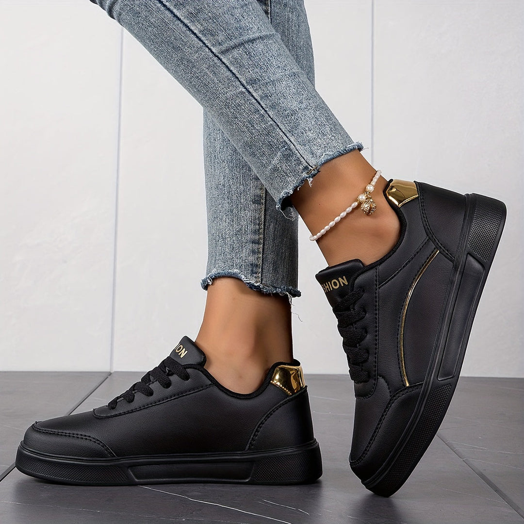 Drune | Damen Sneaker in Einfarbiger Ausführung Mit Schnürsenkeln Und Weicher Sohle