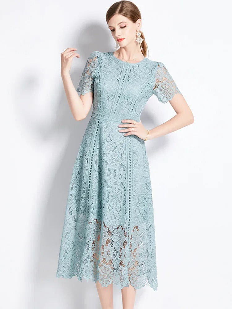 Drune | Elegantes Spitzenkleid Midi-Länge