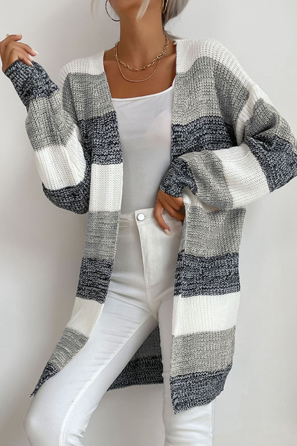 Drune | Einfache und Stilvolle Strickjacke
