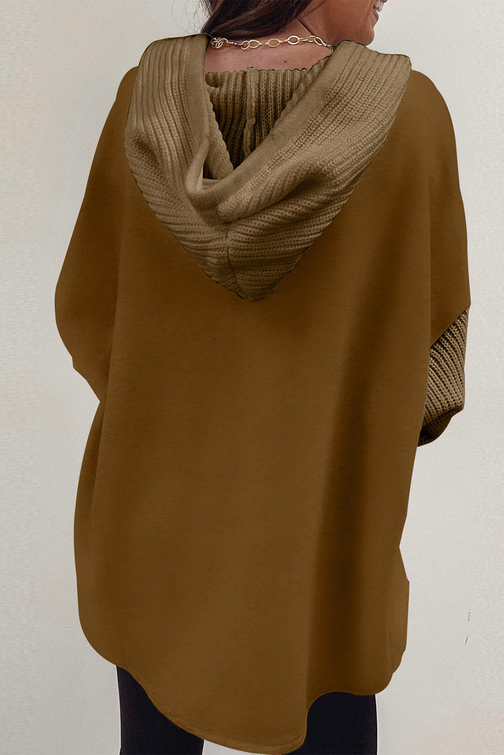 Drune | Langärmelige Bluse mit Kapuze und Knöpfen Baumwollmischung Komfort und Stil