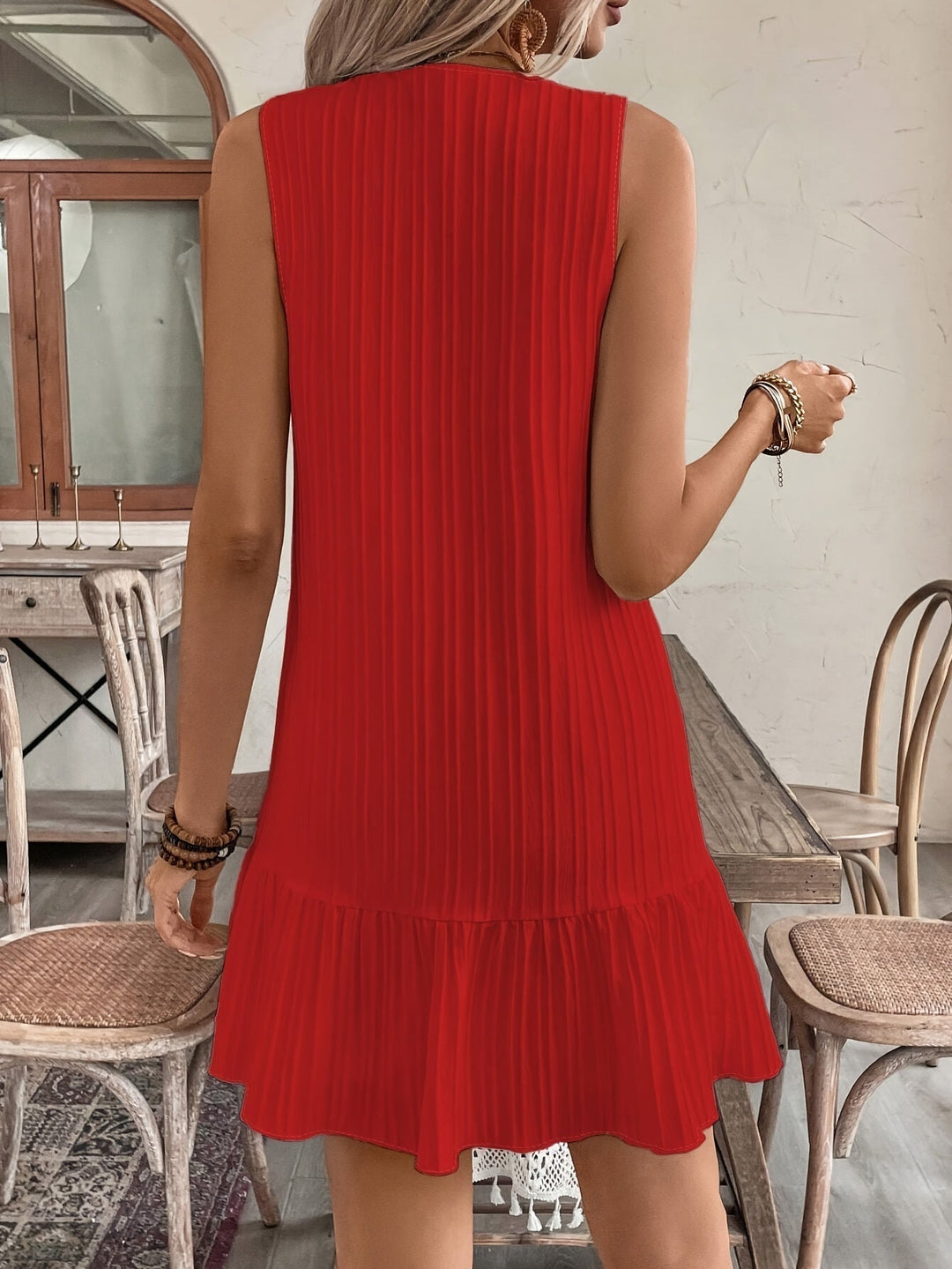 Drune | Einfarbiges Sommerkleid für Damen mit V-Ausschnitt
