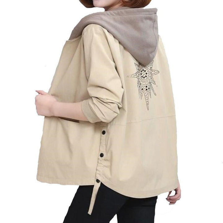 Drune | Damen-Übergangsjacke mit Verzierung auf der Rückseite