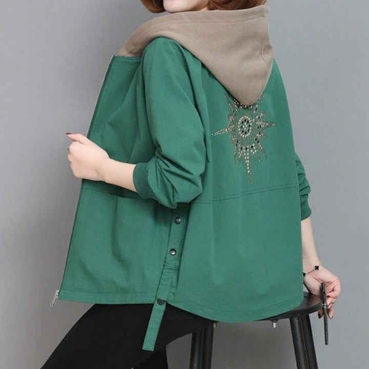 Drune | Damen-Übergangsjacke mit Verzierung auf der Rückseite