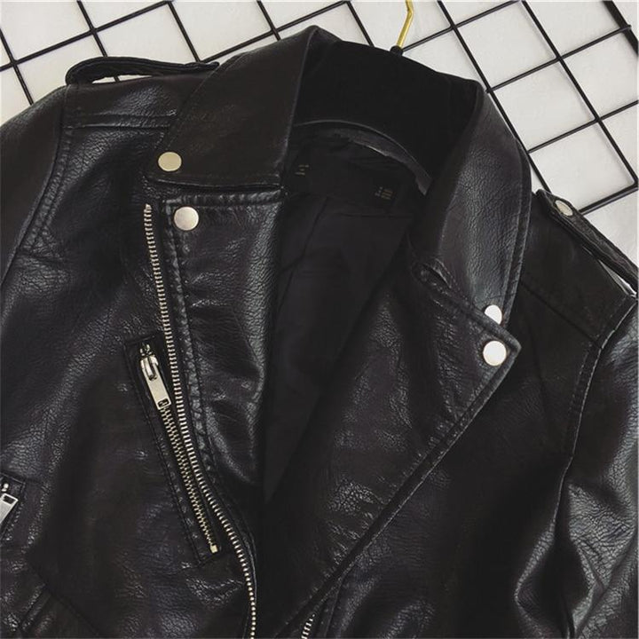 Drune - Coole PU-Lederjacke mit Nieten-Gürtel