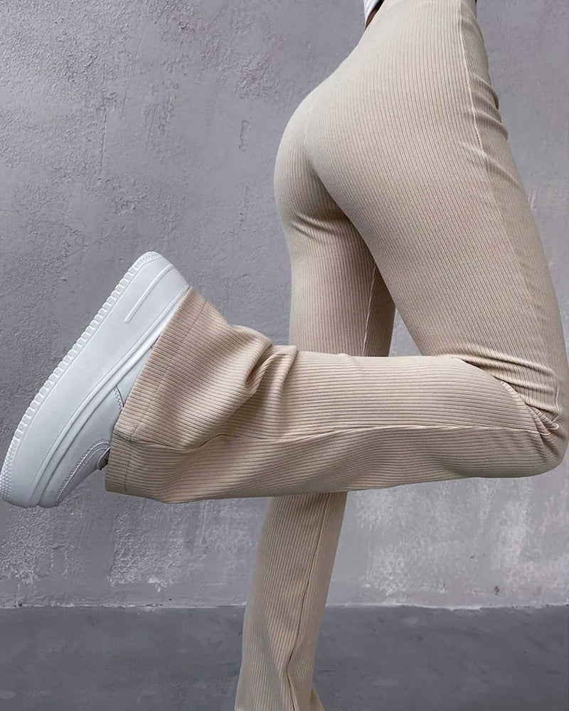 Drune | Slim Fit Hose mit Micro Flare
