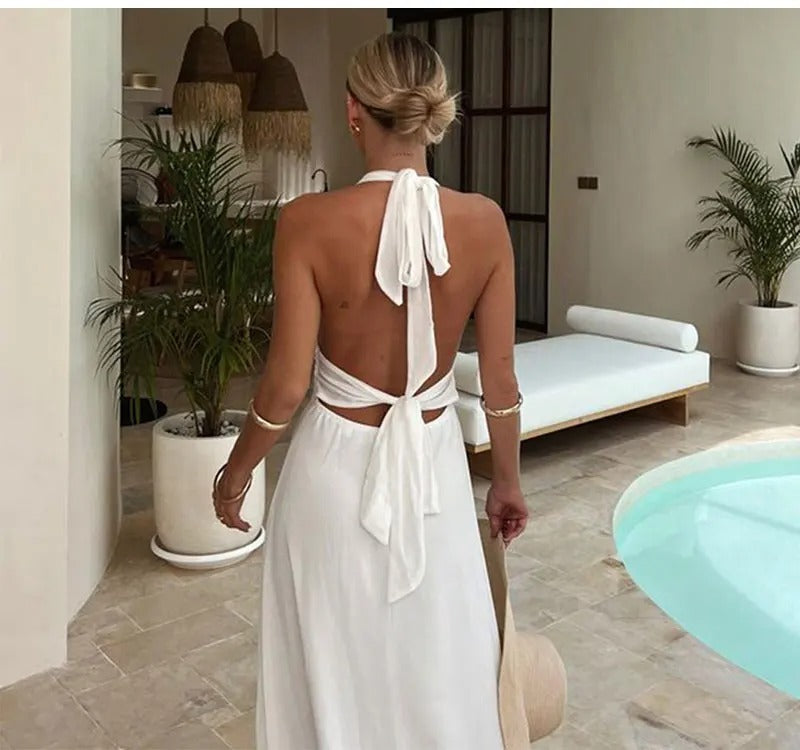 Drune | Tief ausgeschnittenes Halterkleid mit Schlitz