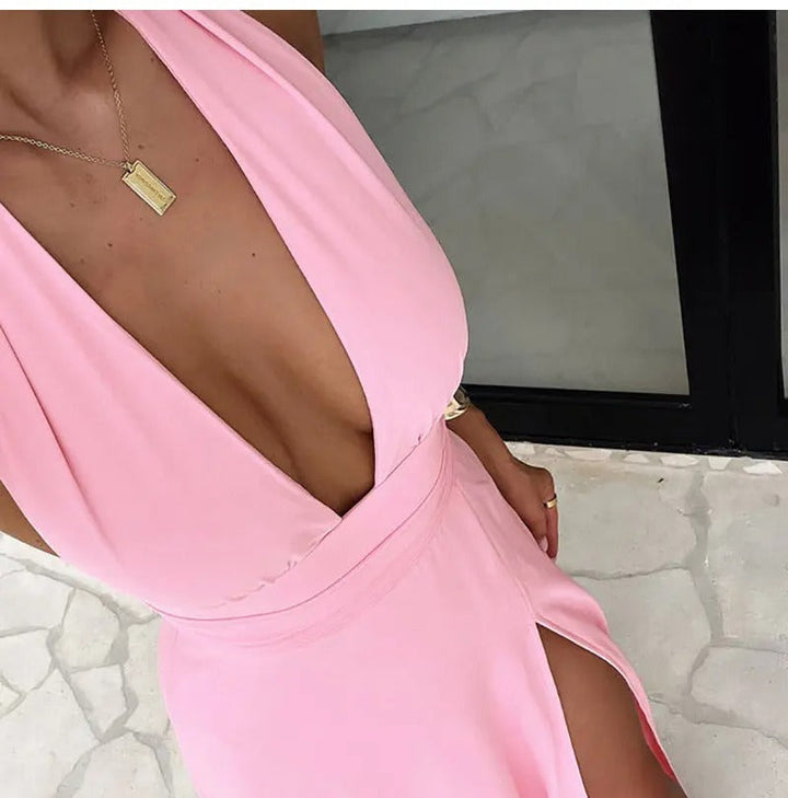 Drune | Tief ausgeschnittenes Halterkleid mit Schlitz