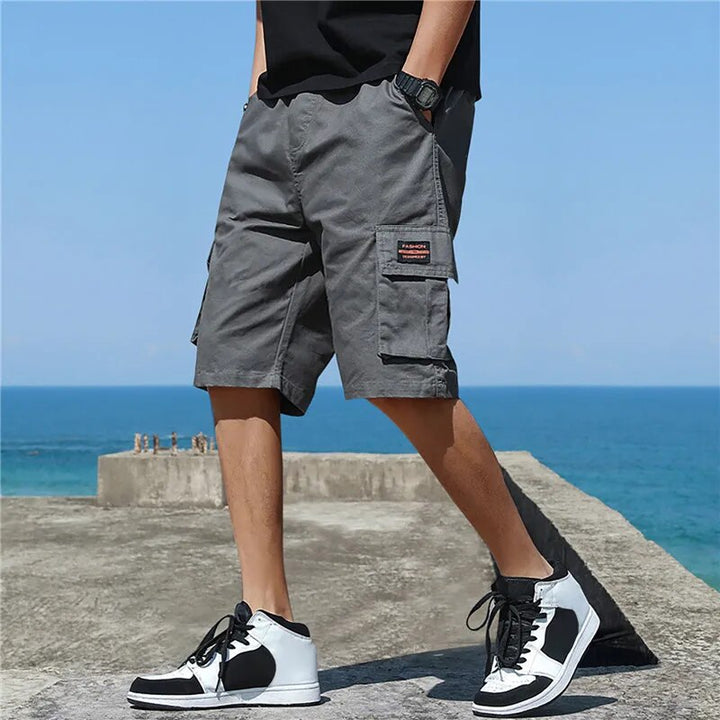 Drune - Baggy Shorts mit mehreren Taschen
