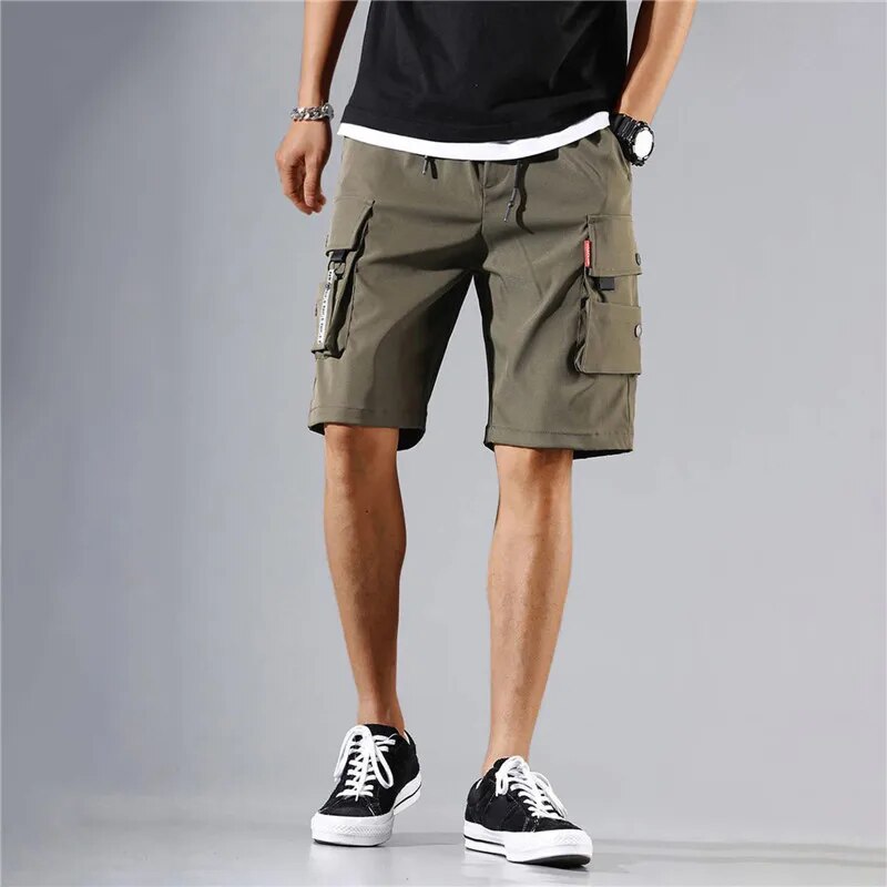 Drune - Baggy Shorts mit mehreren Taschen