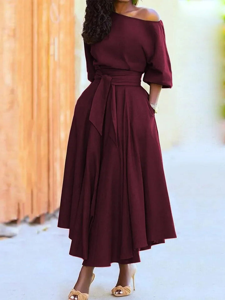 Drune - Kleid mit Schnürung und Laternenärmeln