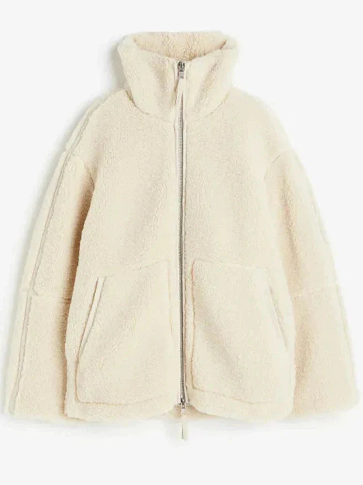 Drune | und Kaffee Lammwolljacke für Damen - fluffig und trendy
