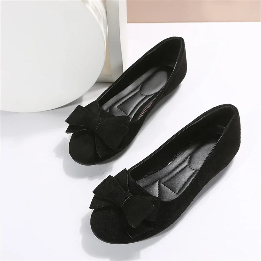 Drune | Wildleder Slip-On Ballerinas mit Schleife
